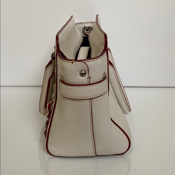 Coach Butterfly Appliqué Chalk Mini Blake Carryall - Picture 6 of 15